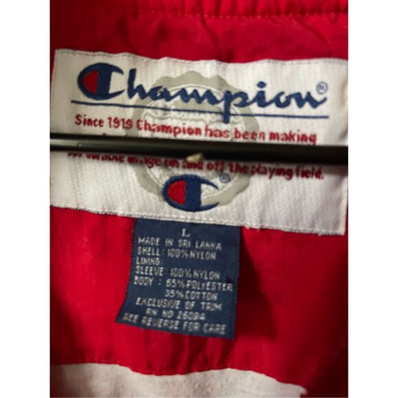 Vintage Champion size L stadium style windbreaker jacket. - Picture 10 of 10